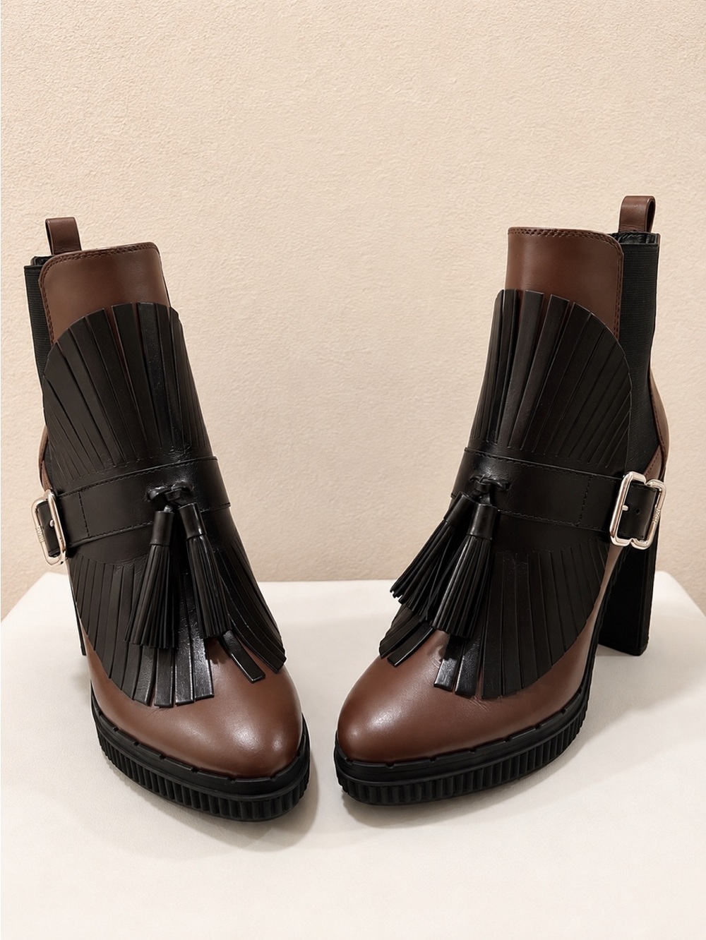 Tod's fringe leather ankle boots brown black block heel booties